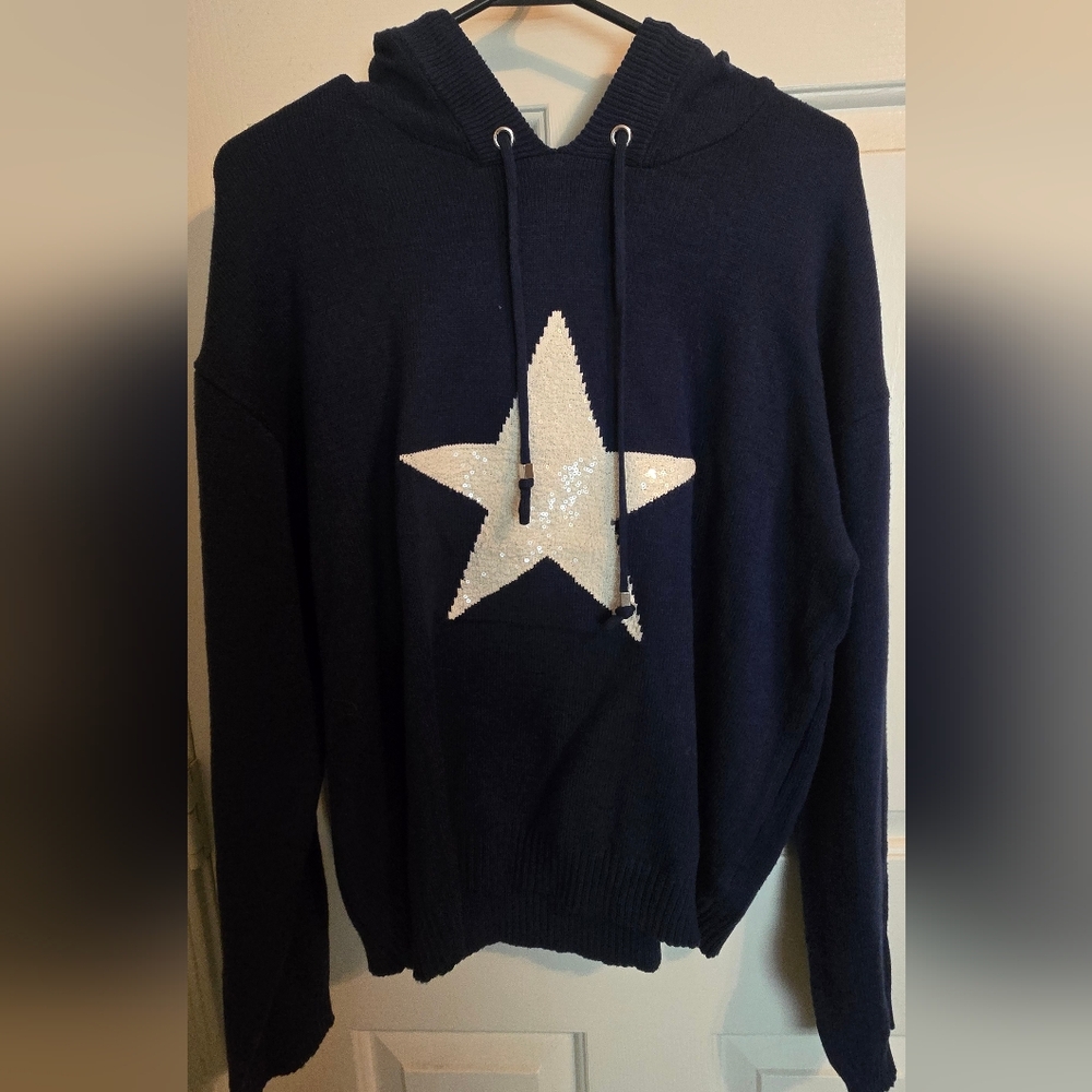 Kathy Ireland Women's Navy Sweater with White Star